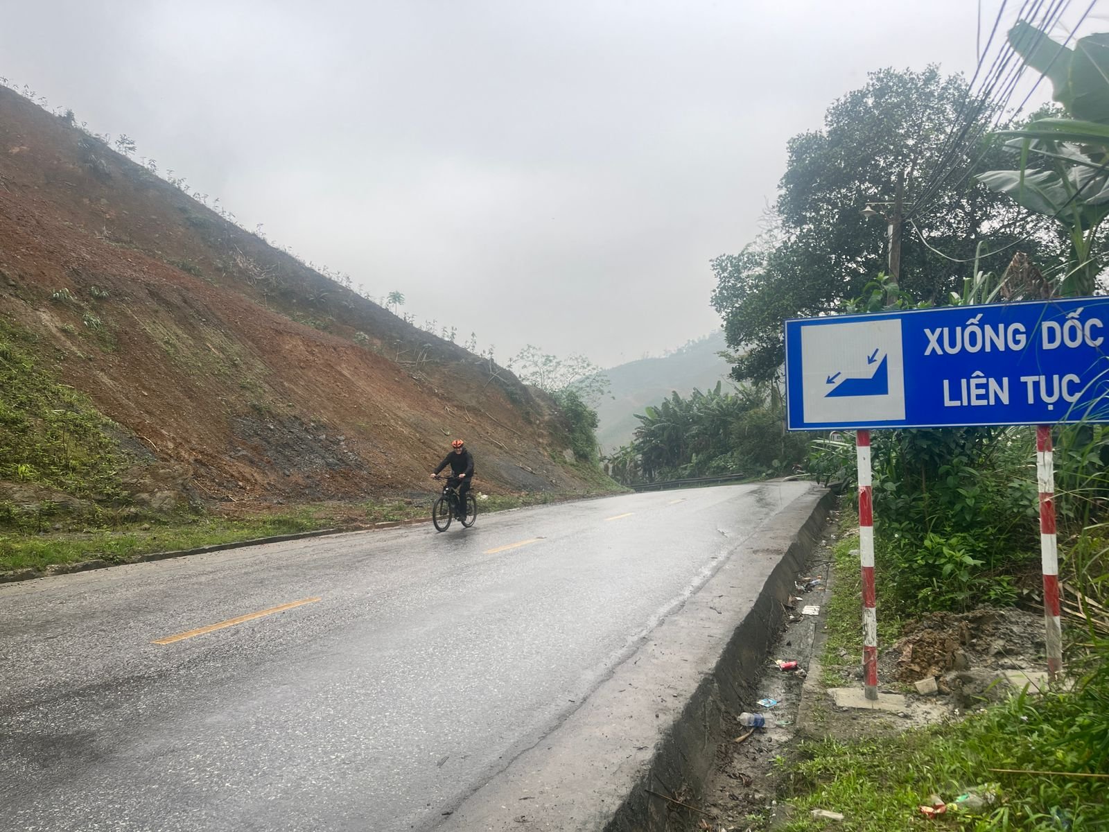 Cao Bang E-Bike Discovery: 6-Day Electric Mountain Bike Tour